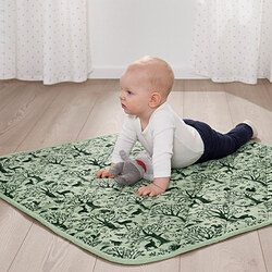 TROLLDOM - Selimut quilt, pola hewan hutan/hijau, 96x96 cm