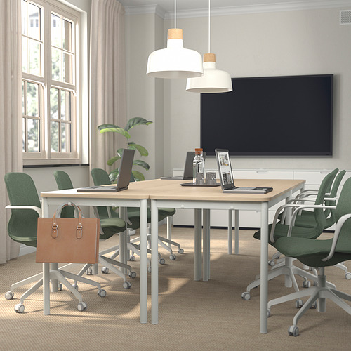 LÅNGFJÄLL conference chair with armrests