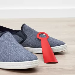 SNÖSKYFFEL - Sendok sepatu, merah terang, 18 cm