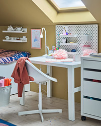 SIBBEN/LOBERGET - Children's desk chair, white