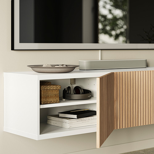 BESTÅ meja TV dengan pintu