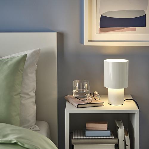 SPETSBOJ table lamp
