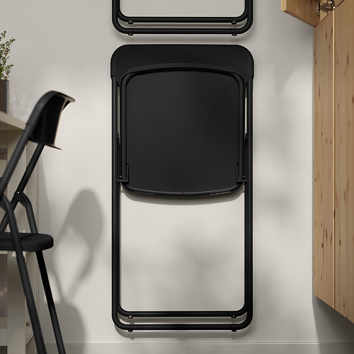 GUNDE/VIHALS table and 2 folding chairs