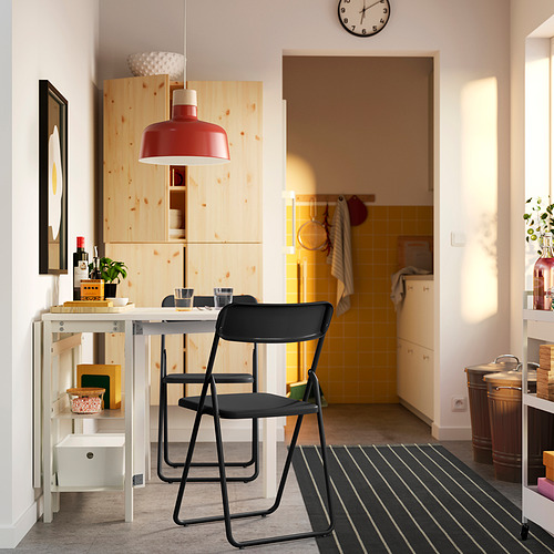 VIHALS table and 2 folding chairs