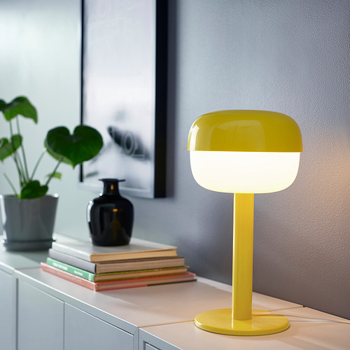BLÅSVERK lampu meja