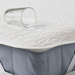 SOTNÄTFJÄRIL - Waterproof mattress protector, 140x200 cm