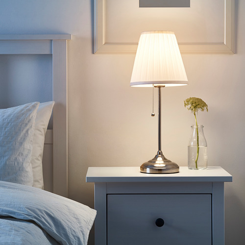 ÅRSTID lampu meja