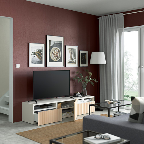 BESTÅ meja TV dengan laci dan pintu