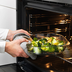 FÖLJSAM - Oven dish, clear glass, 24.5x24.5 cm