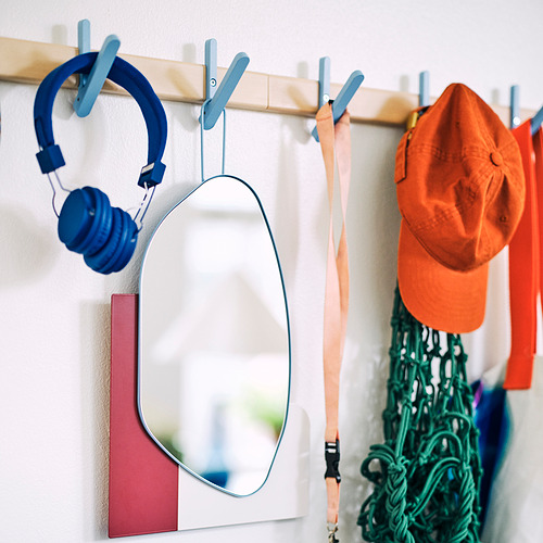 IKEA PS 2026 rack with 5 hooks