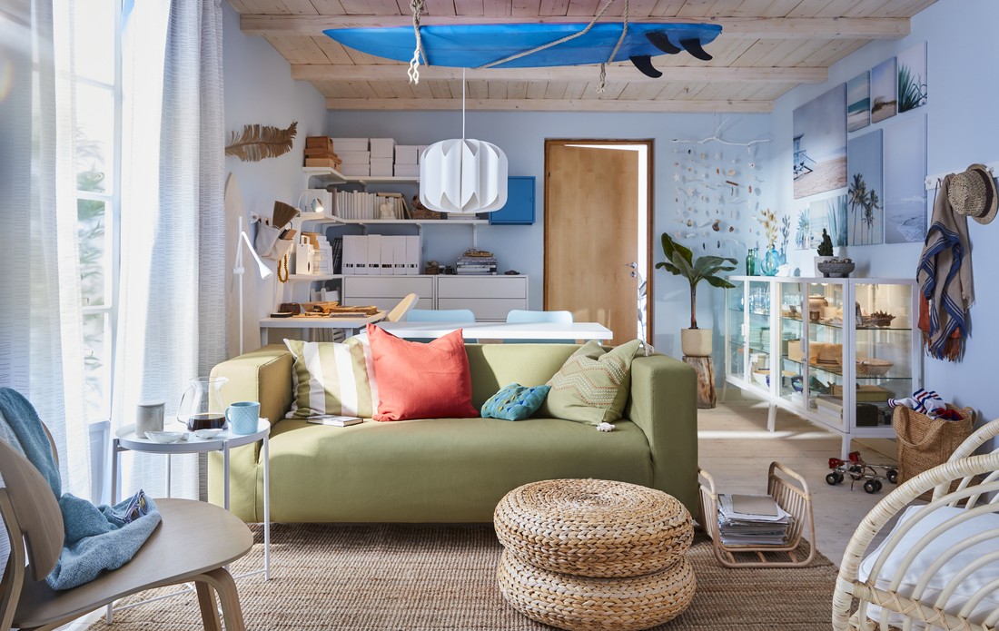 hiasan dinding ruang tamu