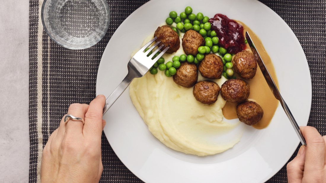 tempat makan alam sutera