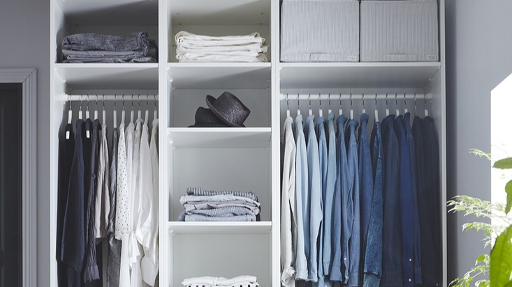 lemari gantung baju