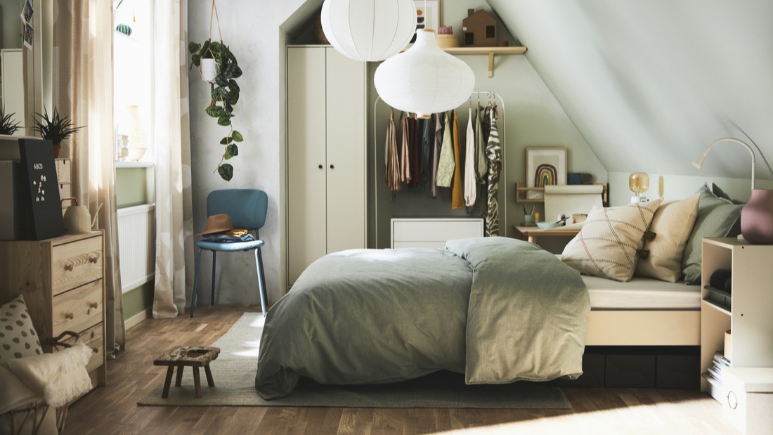 Dipan kayu minimalis modern