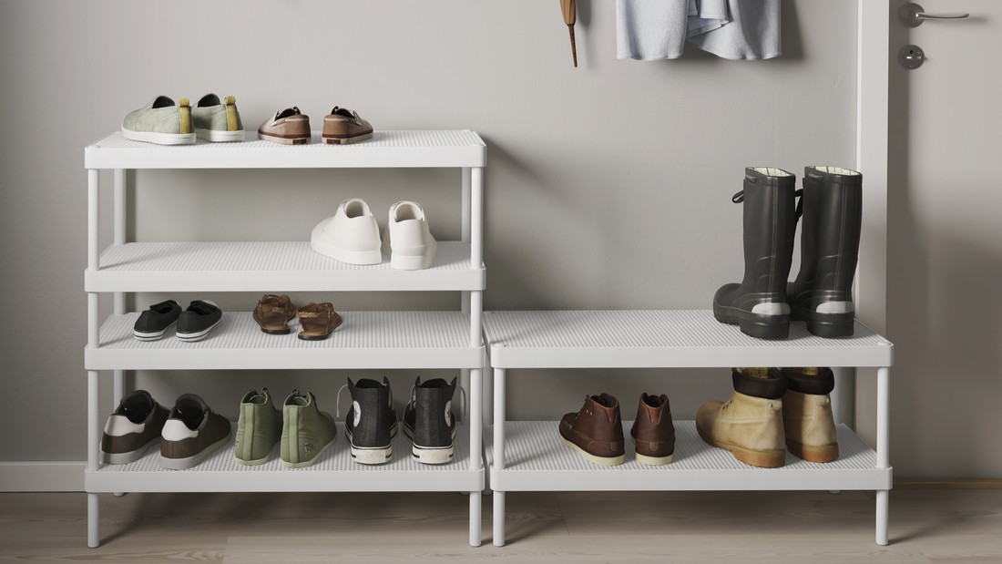 ak sepatu untuk anak kost