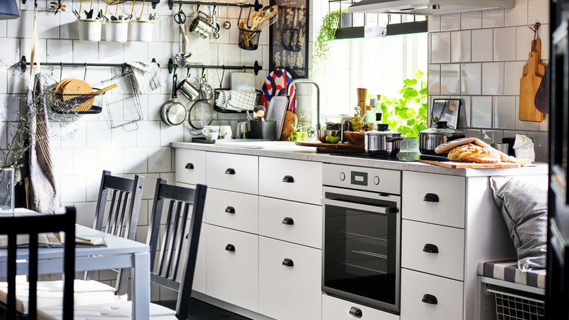 Panduan membersihkan air fryer