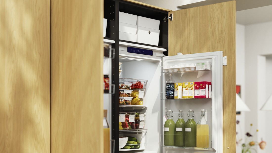 menyimpan stok makanan Ramadan