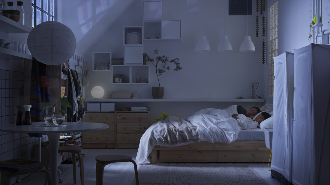 Hiasan dinding kamar