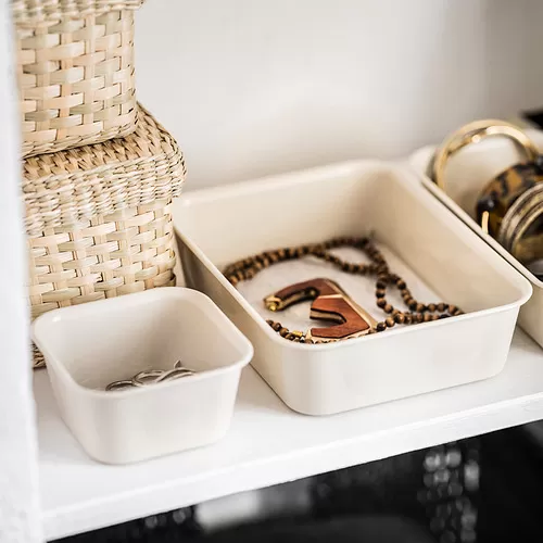 NOJIG organizer for storing small everyday essentials