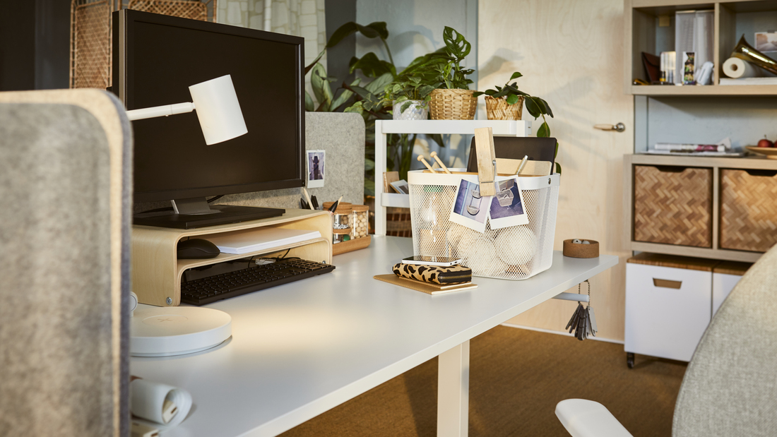 TROTTEN desk stand with desk lamp and organizer for a home workspace