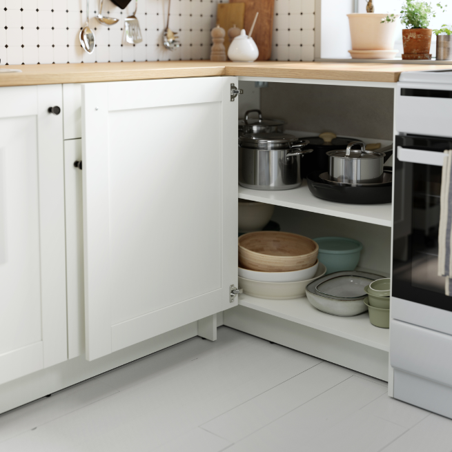 Contoh kabinet tertutup kitchen set KNOXHULT dalam penyimpan peralatan masak