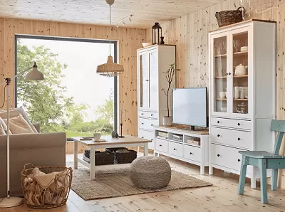 Peaceful with pine