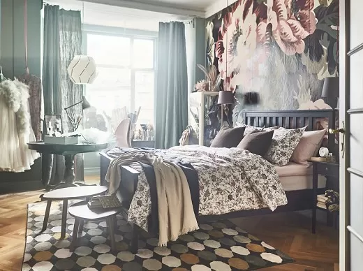 Kamar tidur bergaya unik