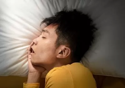  Rasakan efek dari bantal ergonomis