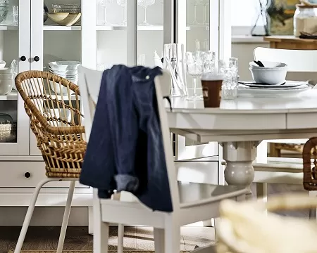 Step-by-step: a fresh dining area with farmhouse charm