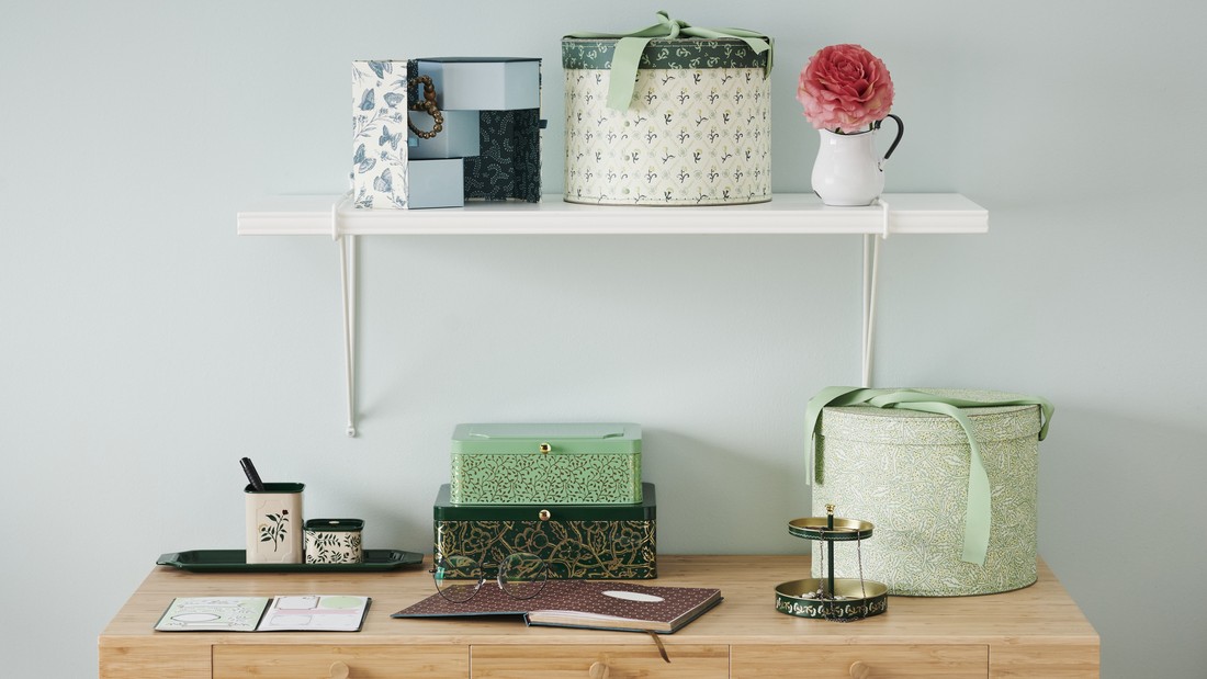 Utilizing sage green colour is suitable for pairing with an attractive ...