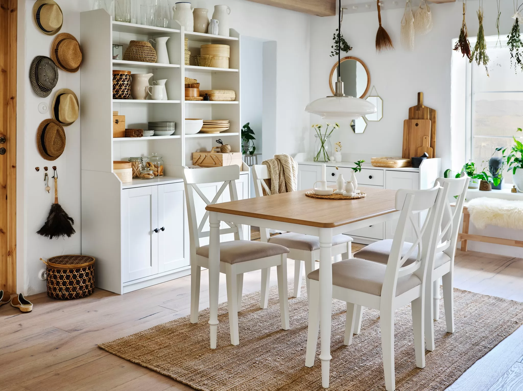 Natural elements and sustainability in mind