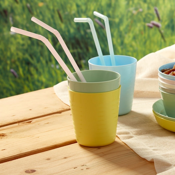Rekomendasi gelas plastik yang aman Anda gunakan