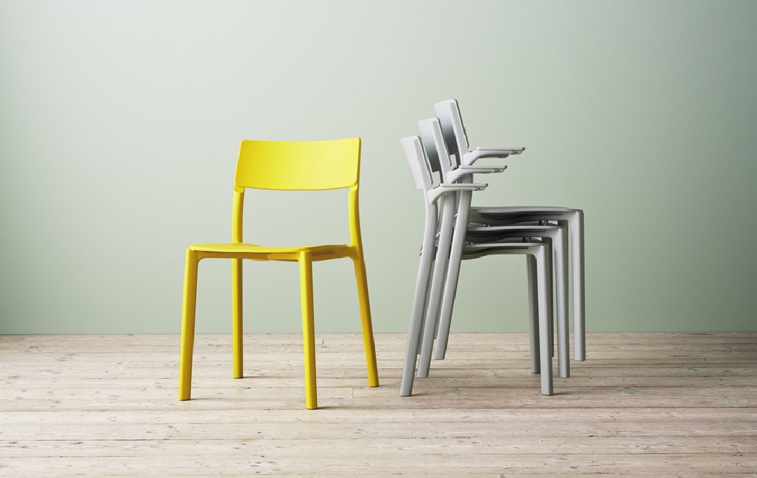 Manfaatkan promo kursi IKEA untuk menata rumah Anda